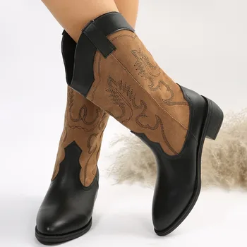 Sapatos de senhoras 2023 Alta Qualidade Slip-on Botas femininas Moda Inverno Bordado Quente da Venda de Correspondência de Cores Meados de Bezerro Botas Zapatos